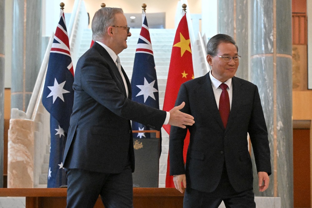Australians offered visa-free travel to China